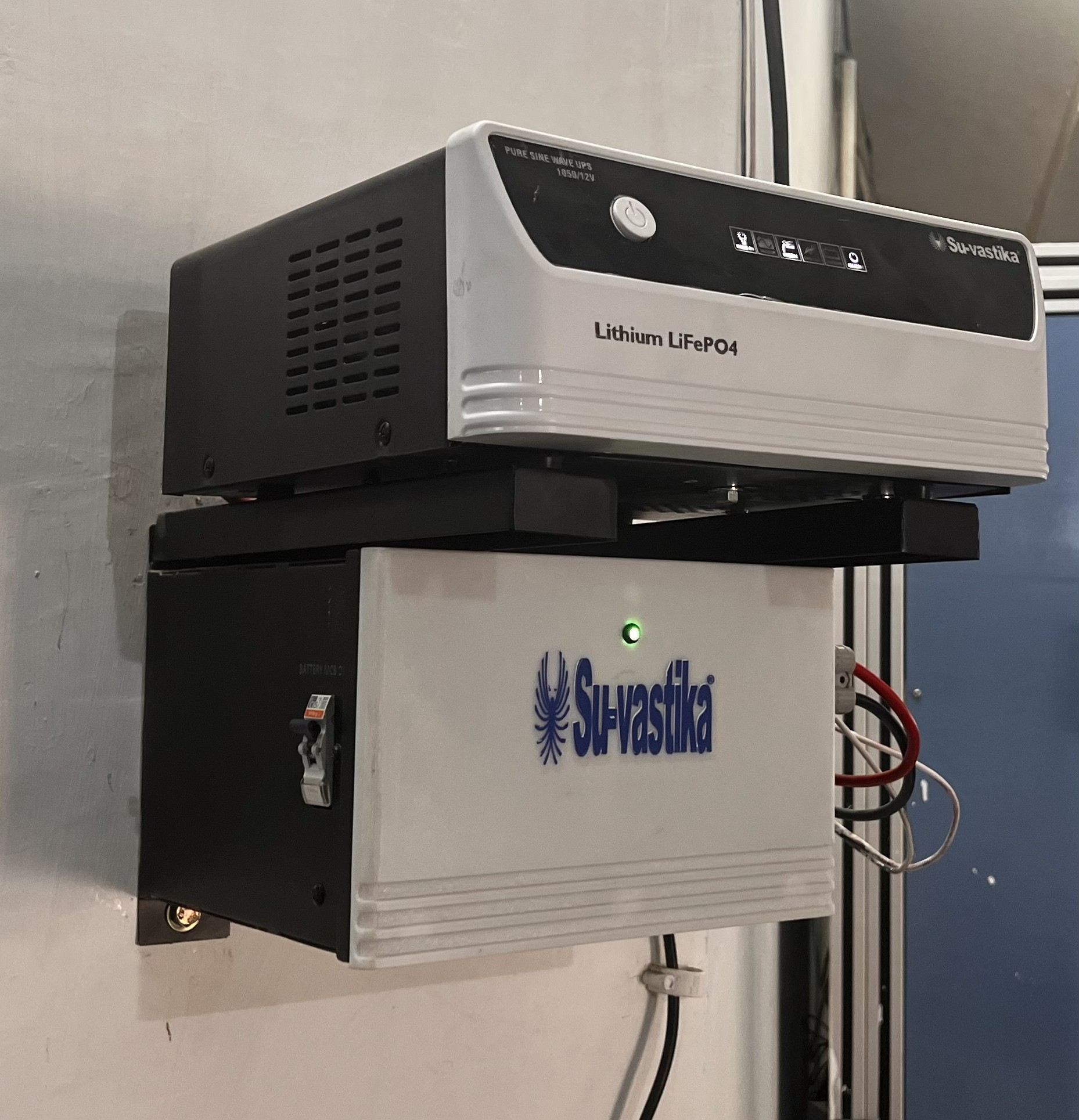 Su-vastika 12V Lithium LiFePO4 inverter and battery — complete wall-mounted home UPS system, compact and lightweight